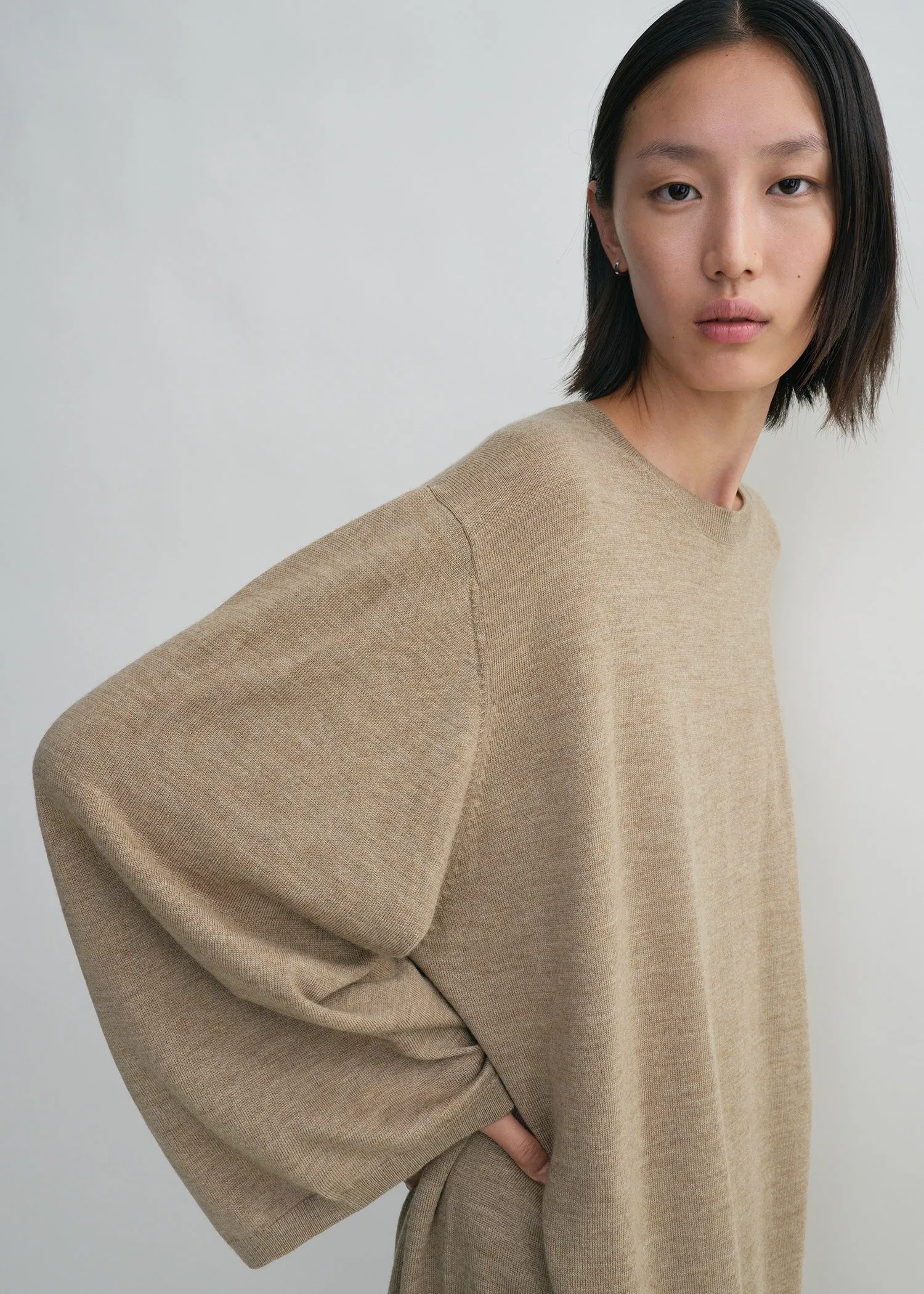 Crew-neck merino dress soft camel