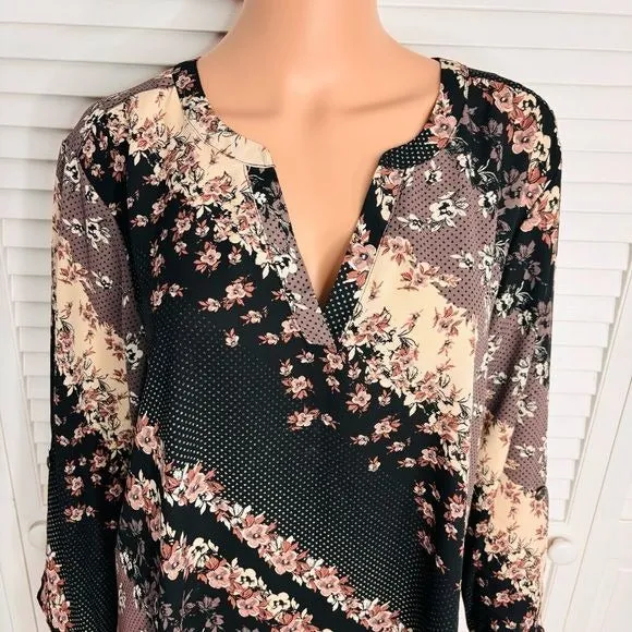 *NEW* MAURICES Black Floral V-Neck Blouse Size XXL